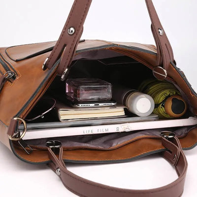 Poppy | Leather shoulder bag